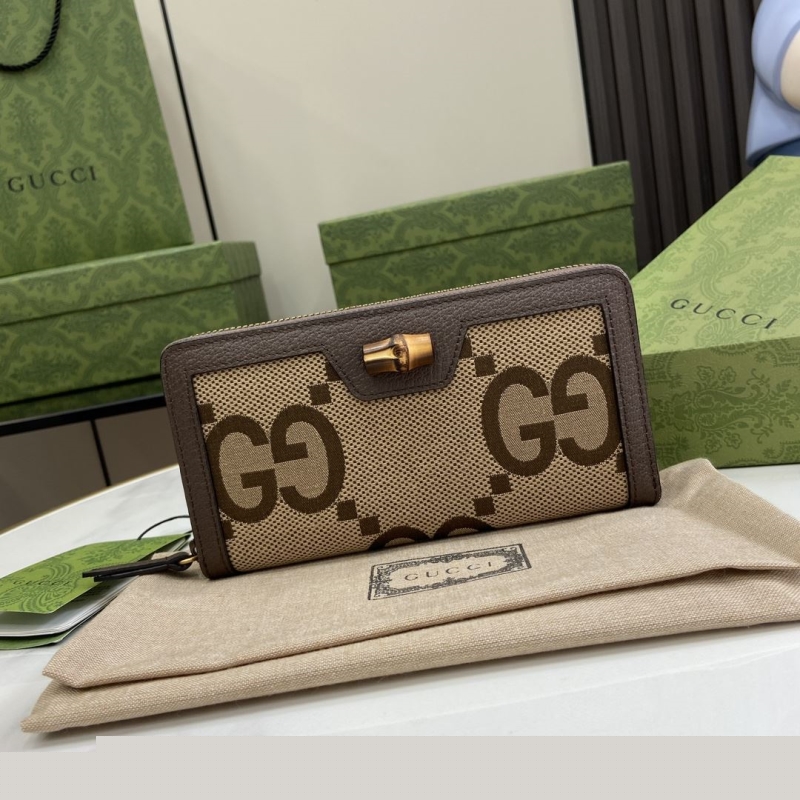 G*u*i wallets & purse